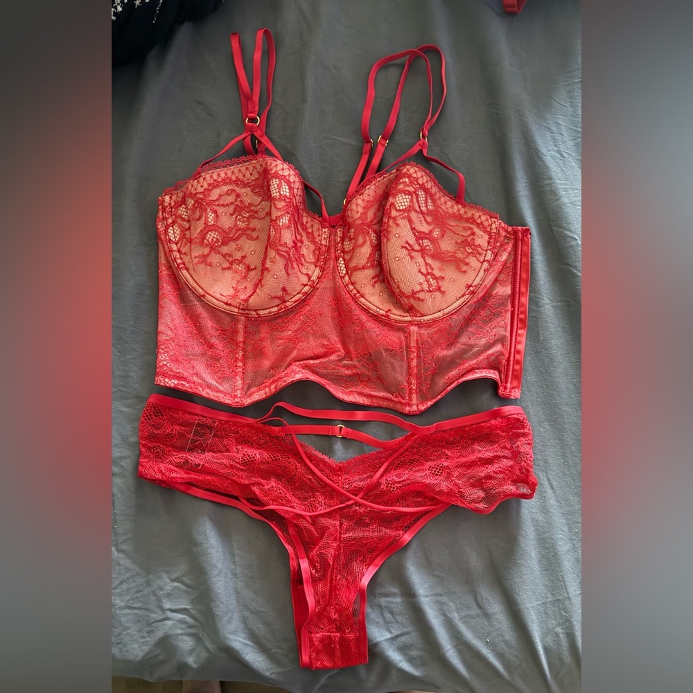 Victoria Secret Very Sexy bra and panty set